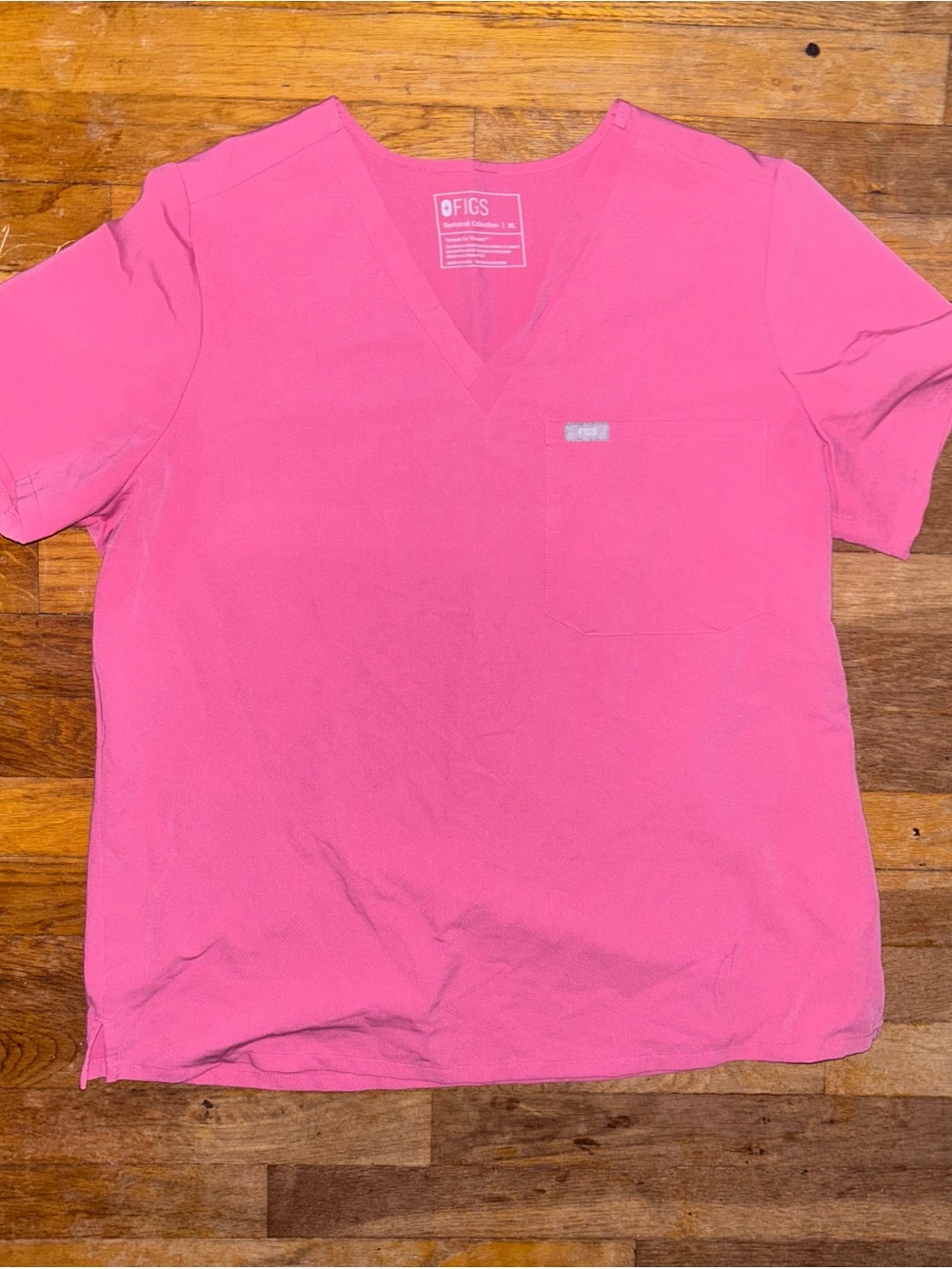 FIGS Catarina One-Pocket Scrub Top